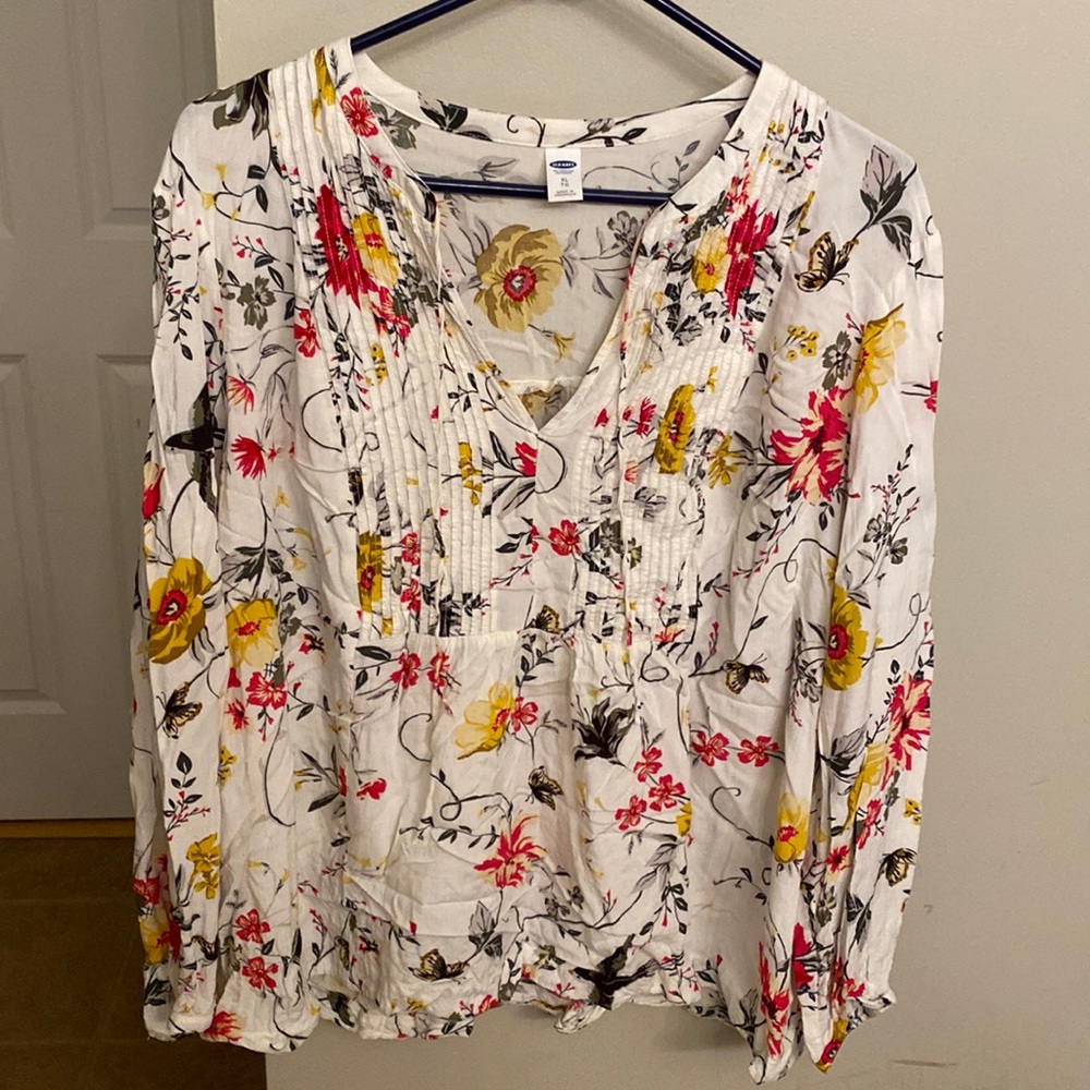 Flowered flowing tunic